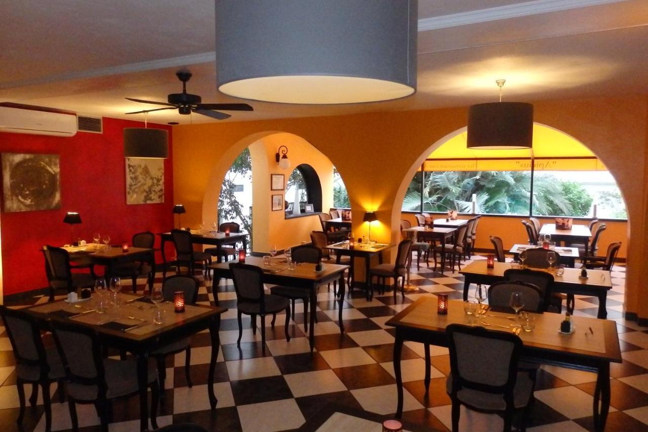 Tropical Hotel Durbuy Bagian luar foto