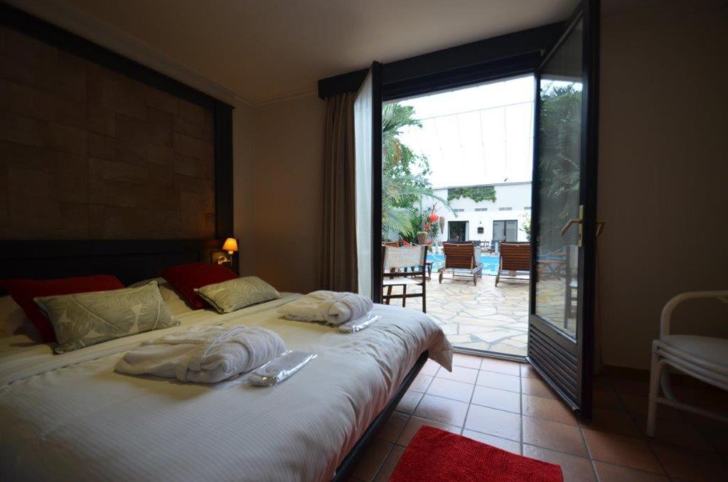 Tropical Hotel Durbuy Bagian luar foto