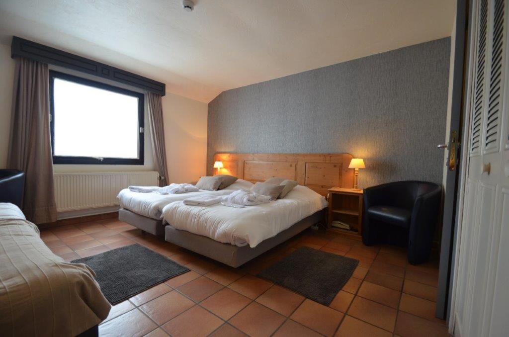 Tropical Hotel Durbuy Bagian luar foto