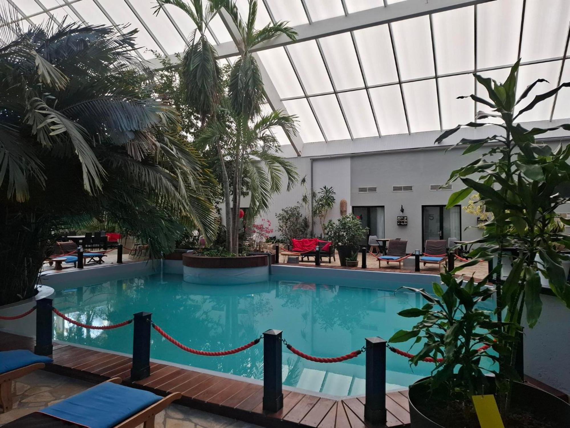 Tropical Hotel Durbuy Bagian luar foto